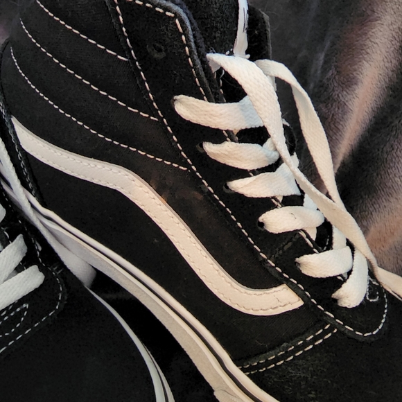 Vans - Picture 7 of 8